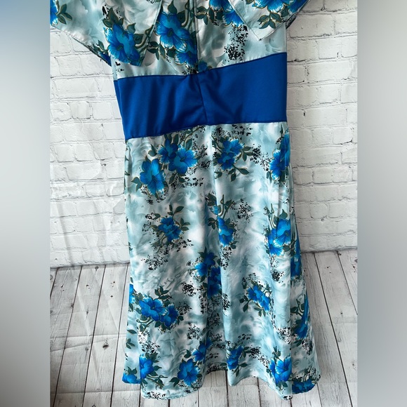 Floral Blue & Green Long Sleeveless Flower Dress size XL - Picture 10 of 15